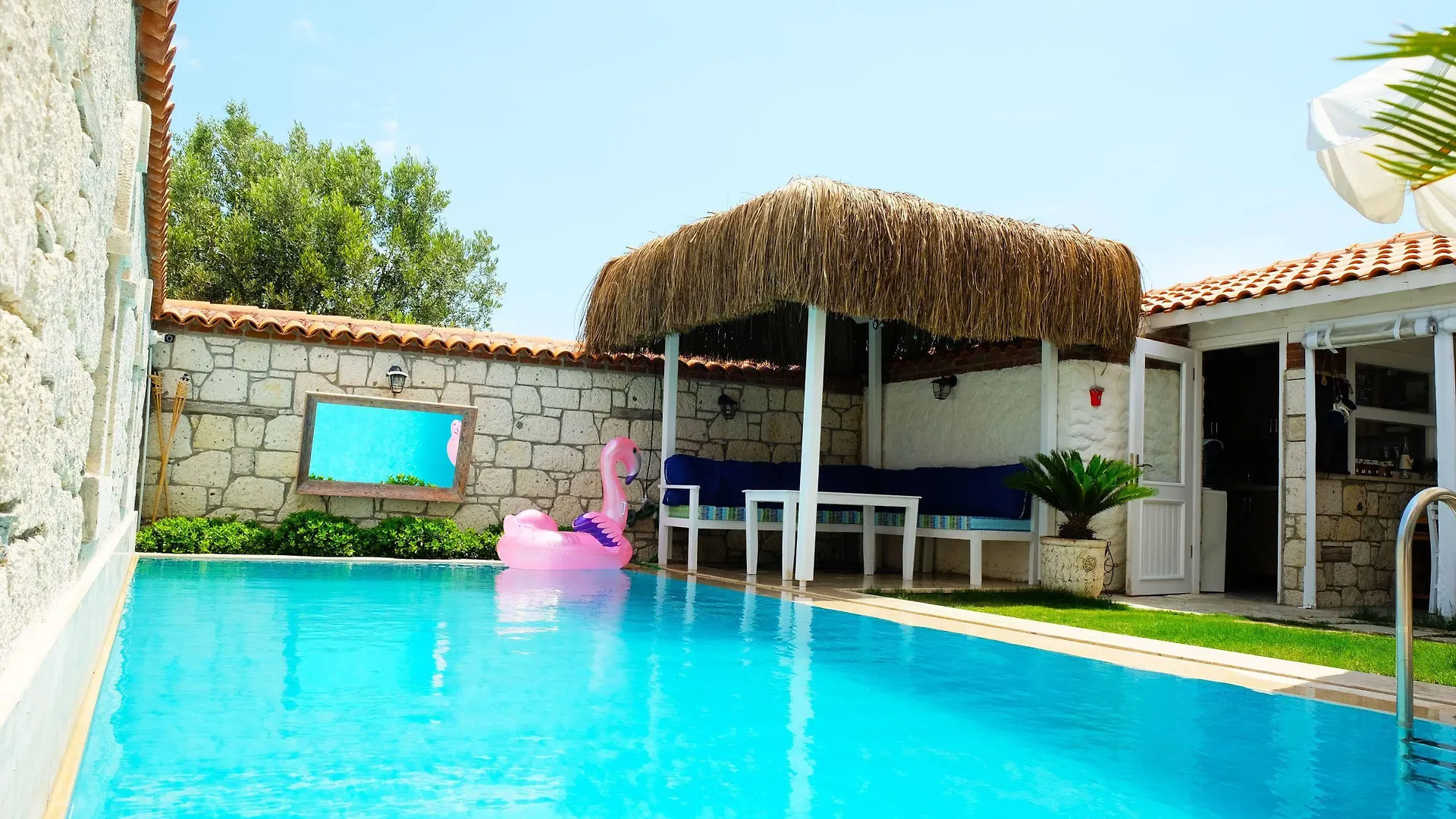 Villa Bade Otel Alacatiイズミル トルコ