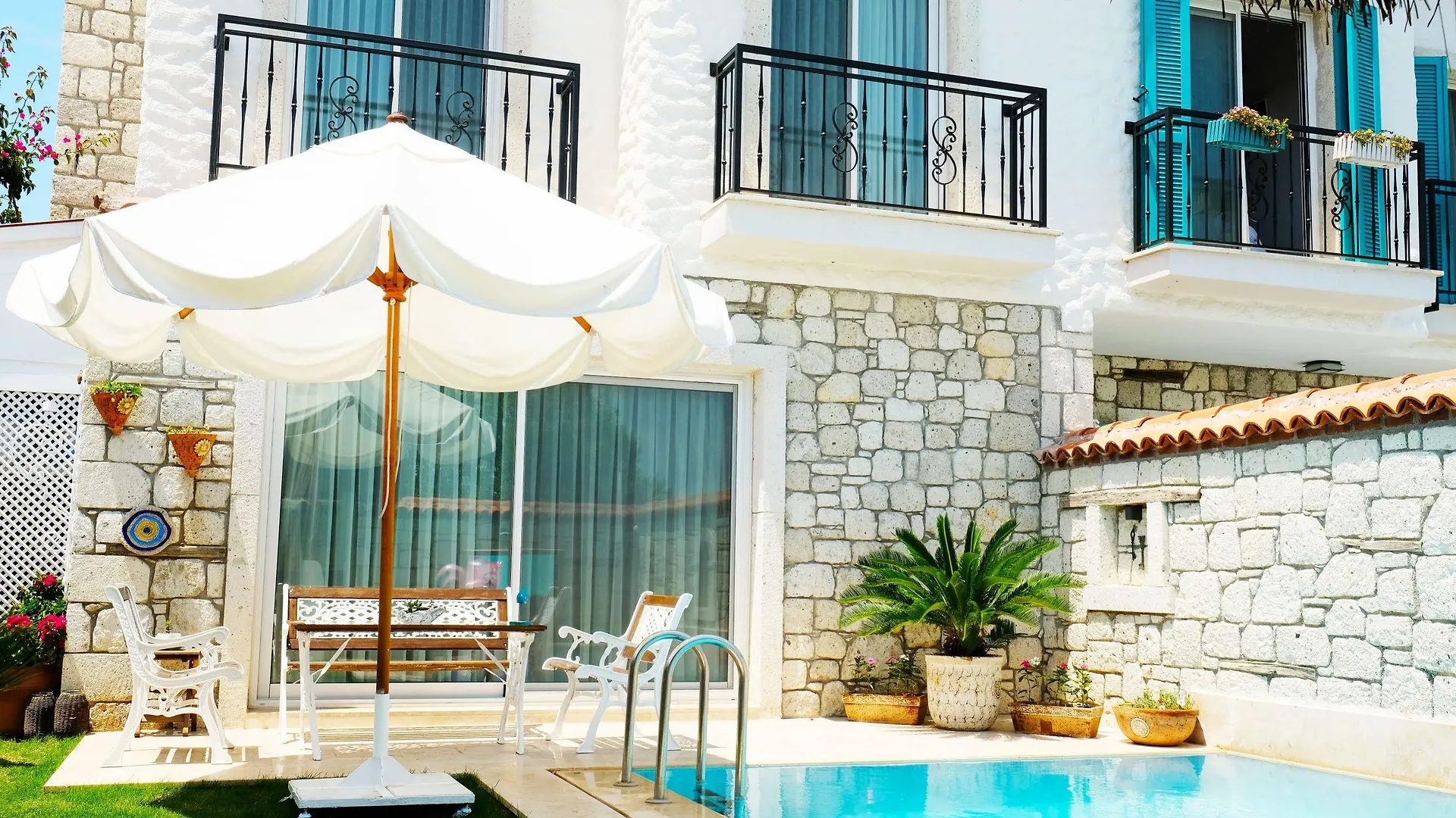 ベッド・アンド・ブレックファスト Villa Bade Otel Alacatiイズミル