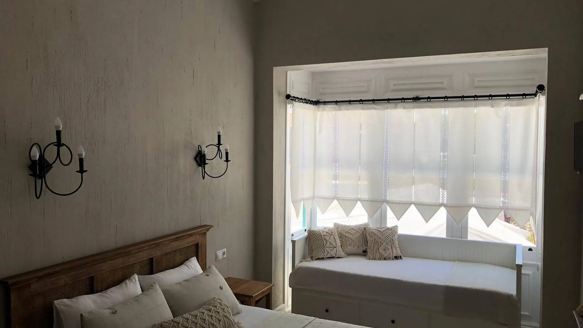 *** ベッド・アンド・ブレックファスト Villa Bade Otel Alacatiイズミル トルコ